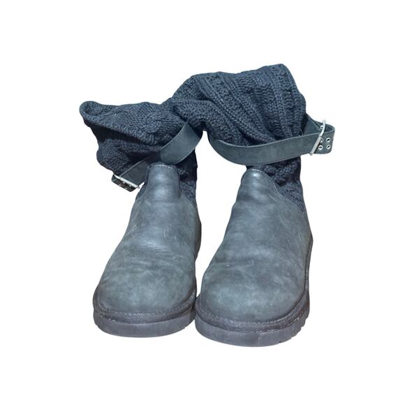 Black Cassidee Knit and Leather Uggs size 10 - Picture 2 of 6